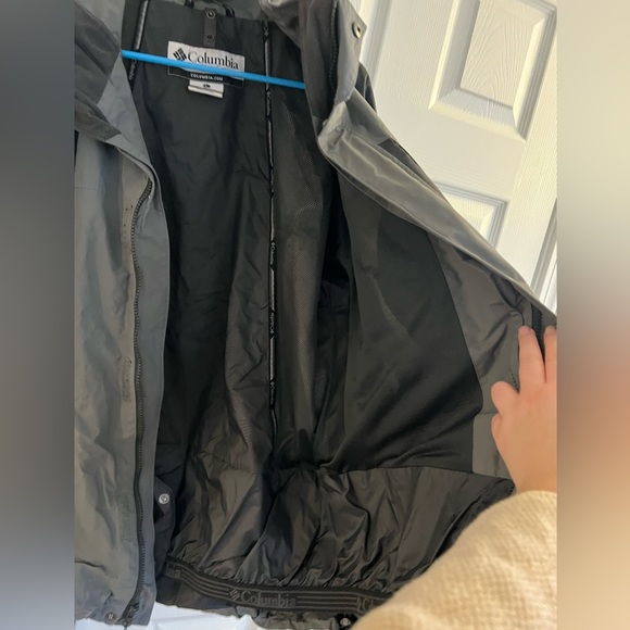 Columbia Ski Shell - Picture 7 of 15